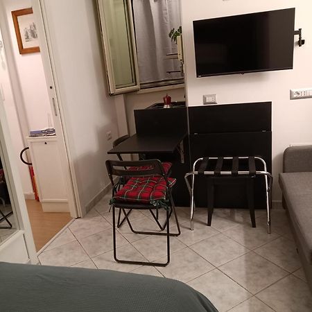 La Residenza Napoli Chiaia Short Let Apartment Superior Via Chiaia 82 Zewnętrze zdjęcie