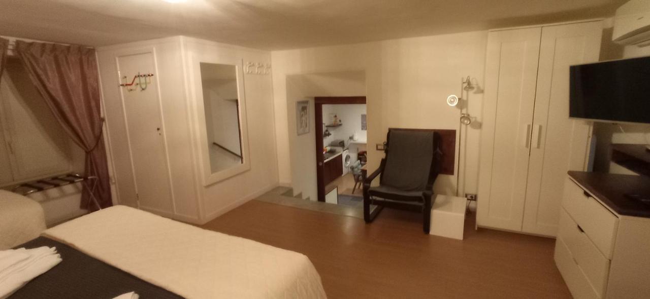La Residenza Napoli Chiaia Short Let Apartment Superior Via Chiaia 82 Zewnętrze zdjęcie