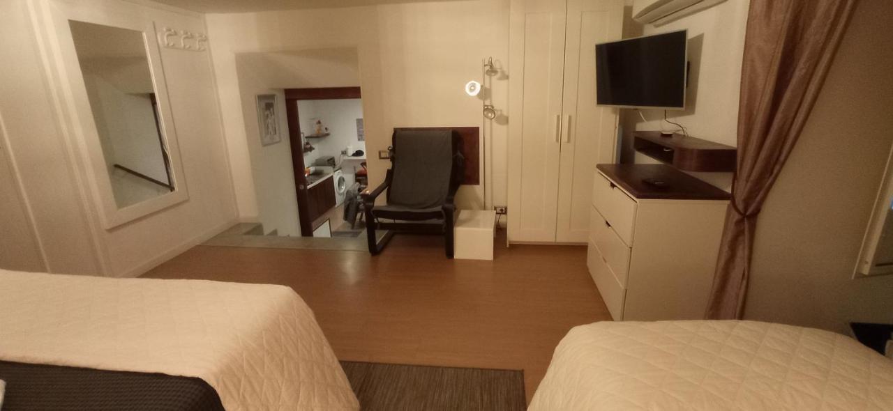 La Residenza Napoli Chiaia Short Let Apartment Superior Via Chiaia 82 Zewnętrze zdjęcie