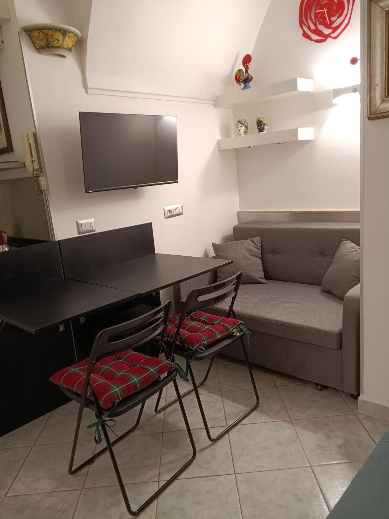 La Residenza Napoli Chiaia Short Let Apartment Superior Via Chiaia 82 Zewnętrze zdjęcie