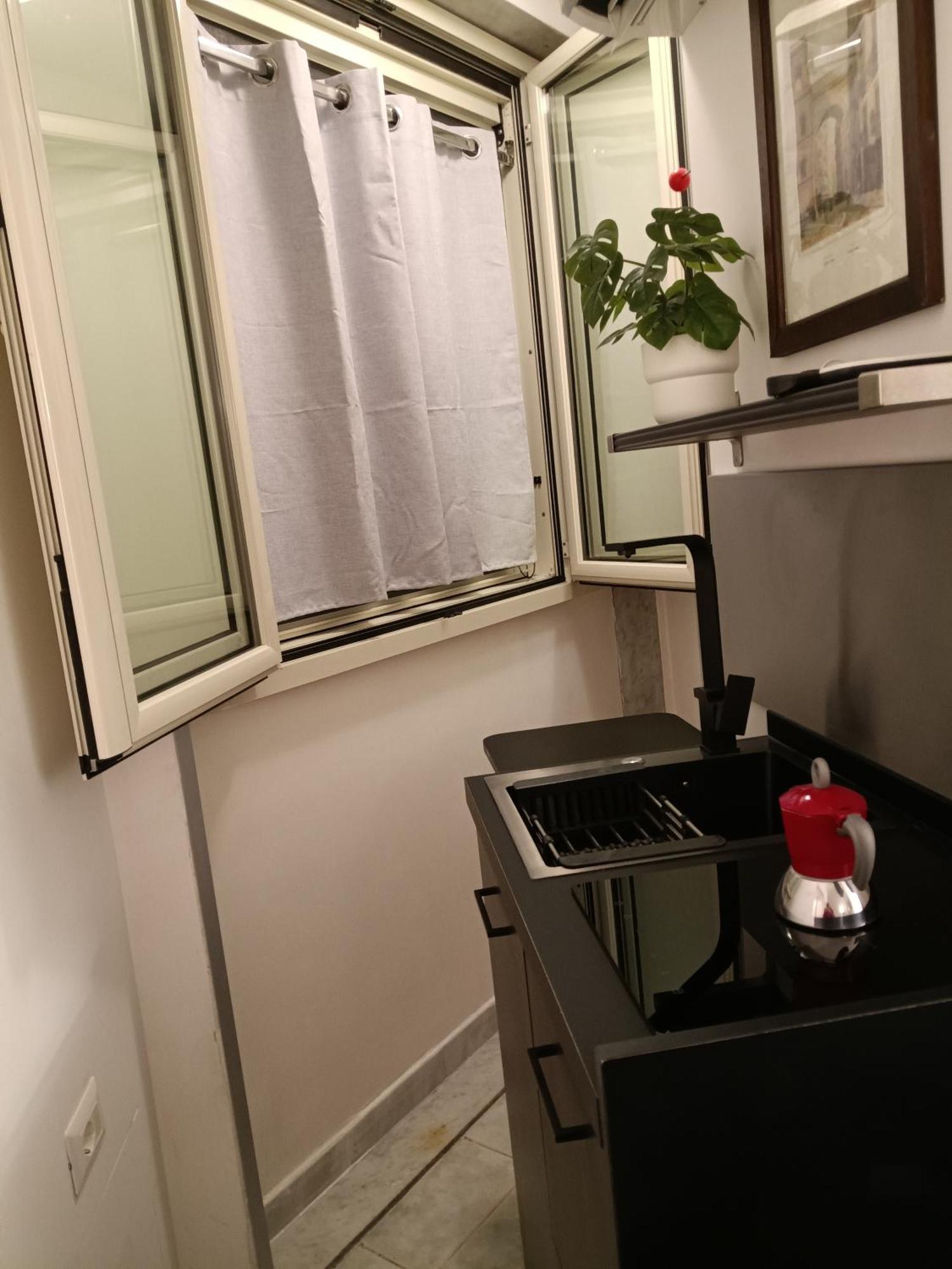 La Residenza Napoli Chiaia Short Let Apartment Superior Via Chiaia 82 Zewnętrze zdjęcie