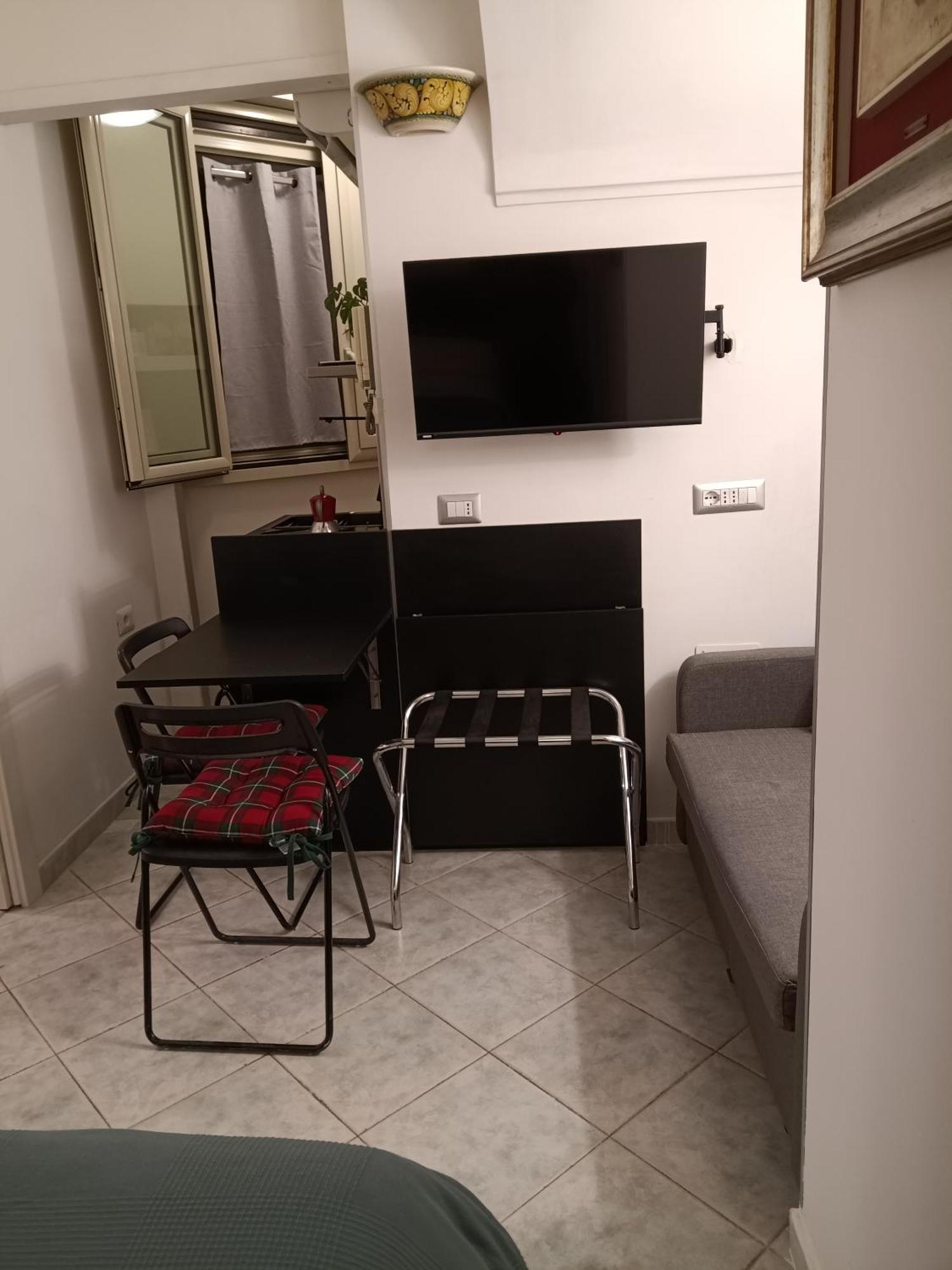 La Residenza Napoli Chiaia Short Let Apartment Superior Via Chiaia 82 Zewnętrze zdjęcie